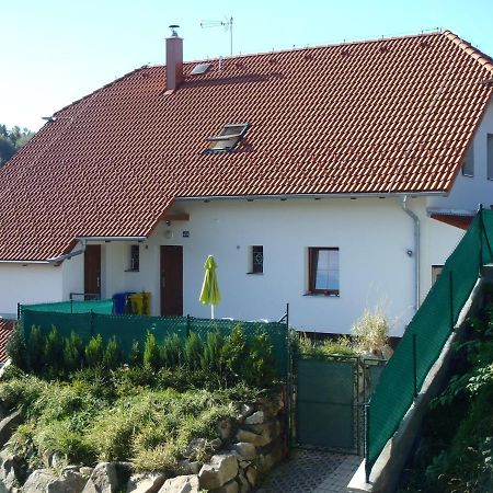 Apartmany Fialka Касперске Хори Екстериор снимка